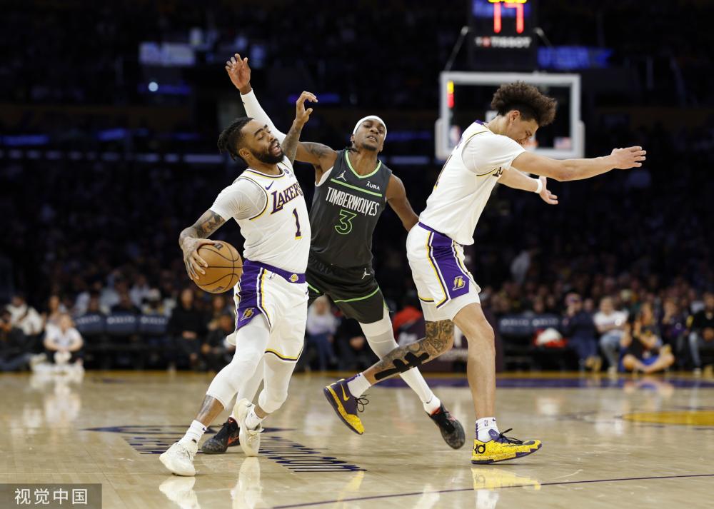 狼坚韧的防 狼坚韧的防