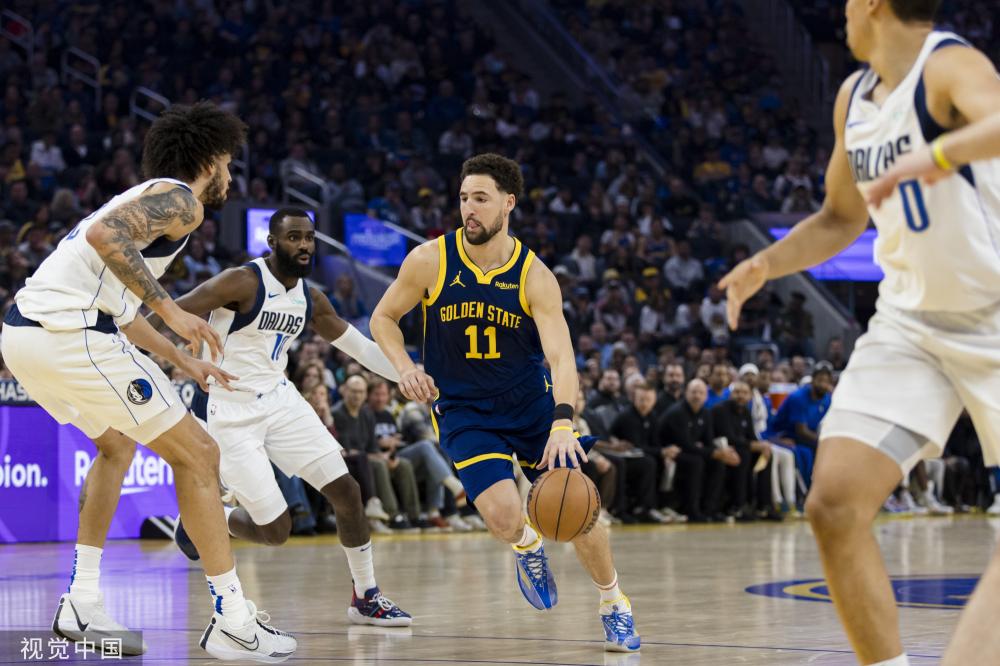 在乒乓球赛 在乒乓球赛